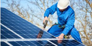 Installation Maintenance Panneaux Solaires Photovoltaïques à L'Hopital-Saint-Blaise